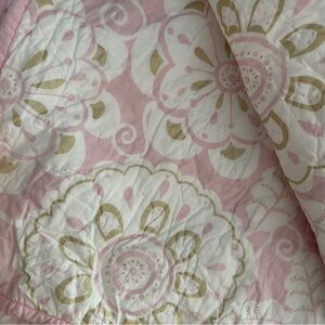 Beautiful Pottery Barn Kids gold and pink quilt and pillow shams